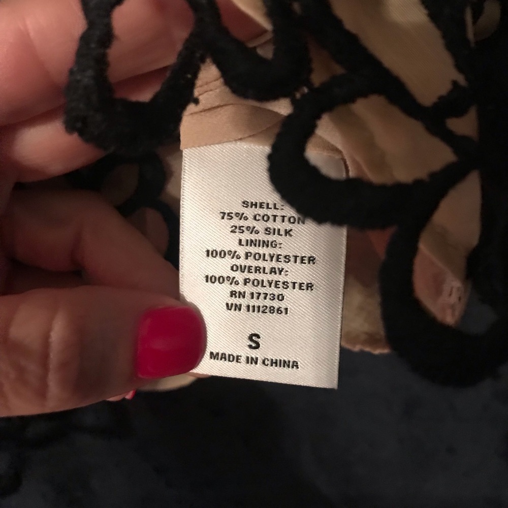 ⭐️NWOT⭐️Lela Rose adorable sleeveless top⭐️ - Picture 5 of 5